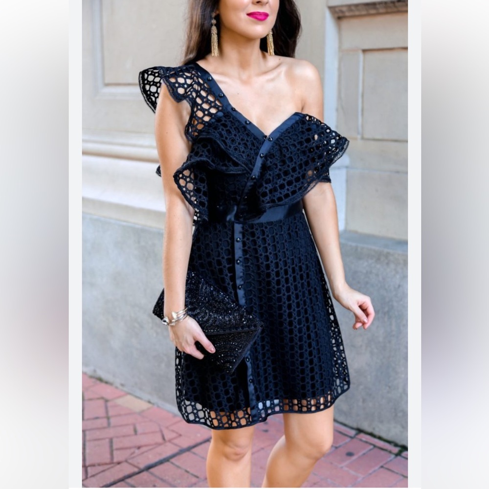LEA Collection Eyelet Lace Asymmetrical One Shoulder Black Dress Medium